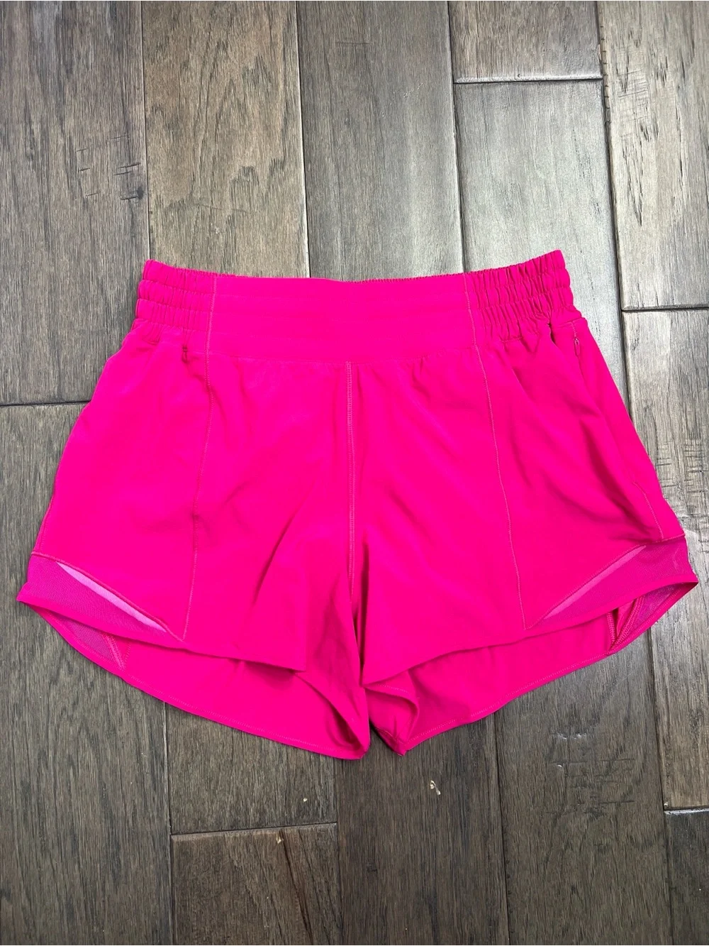 NEW Lululemon Hotty Hot High-Rise Lined Short 4
